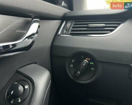 Черный Шкода Октавия, объемом двигателя 1.5 л и пробегом 280 тыс. км за 13900 $, фото 17 на Automoto.ua