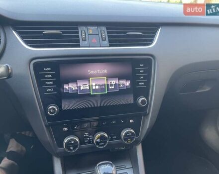 Чорний Шкода Октавія, об'ємом двигуна 1.6 л та пробігом 190 тис. км за 17150 $, фото 8 на Automoto.ua