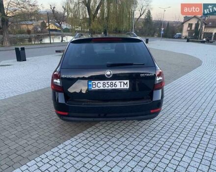 Черный Шкода Октавия, объемом двигателя 2 л и пробегом 195 тыс. км за 17400 $, фото 10 на Automoto.ua