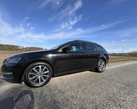 Чорний Шкода Октавія, об'ємом двигуна 1.6 л та пробігом 199 тис. км за 15000 $, фото 4 на Automoto.ua