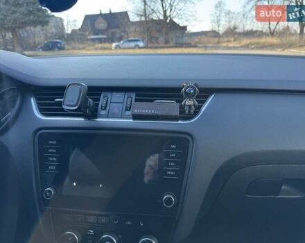 Черный Шкода Октавия, объемом двигателя 2 л и пробегом 214 тыс. км за 16400 $, фото 10 на Automoto.ua