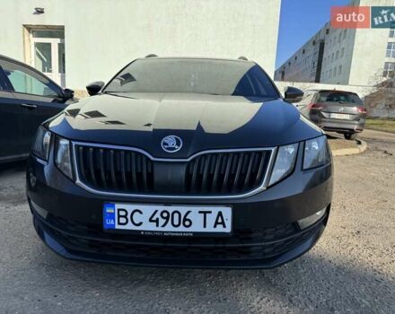 Черный Шкода Октавия, объемом двигателя 2 л и пробегом 214 тыс. км за 16400 $, фото 12 на Automoto.ua