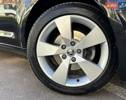 Чорний Шкода Октавія, об'ємом двигуна 2 л та пробігом 218 тис. км за 15299 $, фото 34 на Automoto.ua