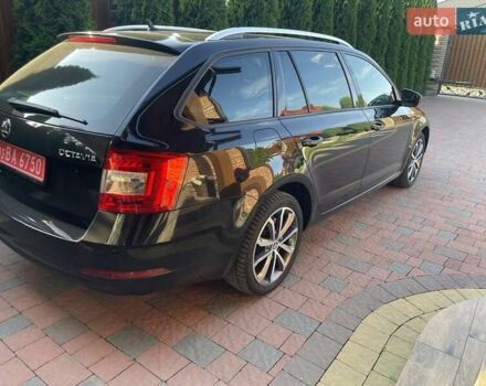 Чорний Шкода Октавія, об'ємом двигуна 1.6 л та пробігом 190 тис. км за 17150 $, фото 11 на Automoto.ua