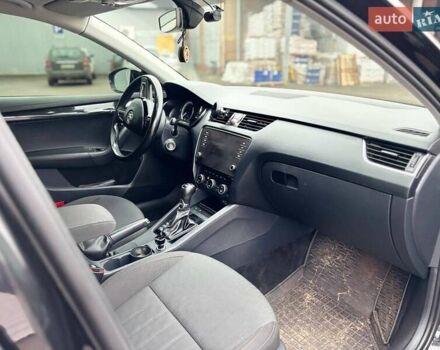 Черный Шкода Октавия, объемом двигателя 1.8 л и пробегом 225 тыс. км за 16000 $, фото 11 на Automoto.ua