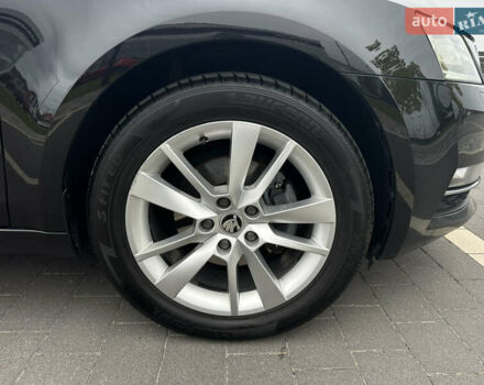 Черный Шкода Октавия, объемом двигателя 1.5 л и пробегом 280 тыс. км за 13900 $, фото 37 на Automoto.ua