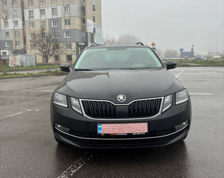 Черный Шкода Октавия, объемом двигателя 2 л и пробегом 159 тыс. км за 17900 $, фото 1 на Automoto.ua