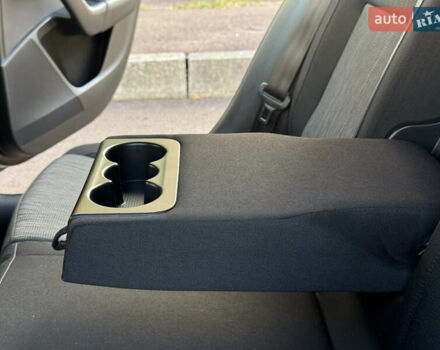 Чорний Шкода Октавія, об'ємом двигуна 2 л та пробігом 218 тис. км за 15299 $, фото 142 на Automoto.ua