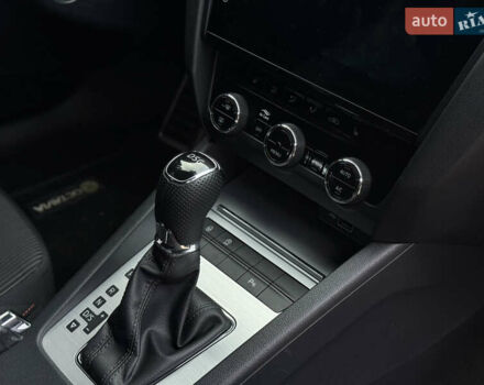 Черный Шкода Октавия, объемом двигателя 1.6 л и пробегом 189 тыс. км за 18900 $, фото 8 на Automoto.ua