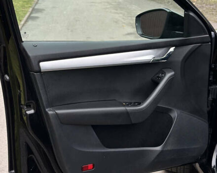 Черный Шкода Октавия, объемом двигателя 1.6 л и пробегом 204 тыс. км за 15200 $, фото 19 на Automoto.ua