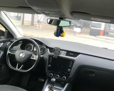 Шкода Октавия 2019 в Николаеве на Automoto.ua Черный Шкода Октавия, объемом двигателя 1.6 л и пробегом 226 тыс. км за 15300 $, фото 4 на Automoto.ua