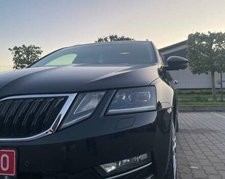 Чорний Шкода Октавія, об'ємом двигуна 1.5 л та пробігом 245 тис. км за 11805 $, фото 12 на Automoto.ua