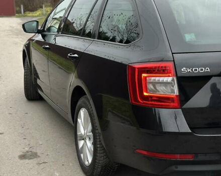 Черный Шкода Октавия, объемом двигателя 1.6 л и пробегом 204 тыс. км за 15200 $, фото 10 на Automoto.ua