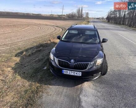 Чорний Шкода Октавія, об'ємом двигуна 1.6 л та пробігом 199 тис. км за 15000 $, фото 2 на Automoto.ua