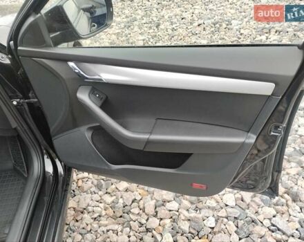 Черный Шкода Октавия, объемом двигателя 1.6 л и пробегом 220 тыс. км за 12350 $, фото 10 на Automoto.ua