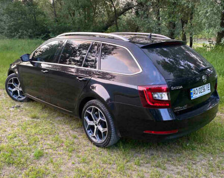 Шкода Октавия 2020 в Хусте на Automoto.ua Черный Шкода Октавия, объемом двигателя 1.98 л и пробегом 229 тыс. км за 18250 $, фото 22 на Automoto.ua