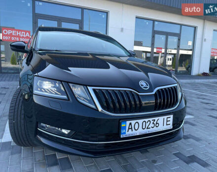 Шкода Октавия 2020 в Хусте на Automoto.ua Черный Шкода Октавия, объемом двигателя 1.98 л и пробегом 229 тыс. км за 18250 $, фото 2 на Automoto.ua