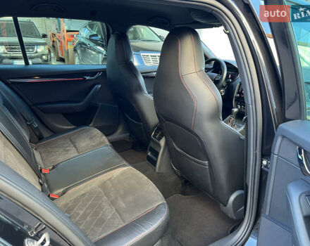 Черный Шкода Октавия, объемом двигателя 2 л и пробегом 245 тыс. км за 22300 $, фото 58 на Automoto.ua