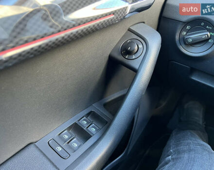 Черный Шкода Октавия, объемом двигателя 2 л и пробегом 245 тыс. км за 22300 $, фото 36 на Automoto.ua