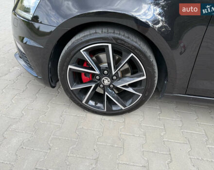 Черный Шкода Октавия, объемом двигателя 2 л и пробегом 245 тыс. км за 22300 $, фото 5 на Automoto.ua