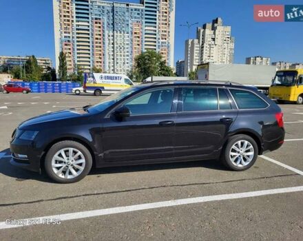 Шкода Октавия 2020 в Киеве на Automoto.ua Черный Шкода Октавия, объемом двигателя 1.97 л и пробегом 248 тыс. км за 16500 $, фото 4 на Automoto.ua