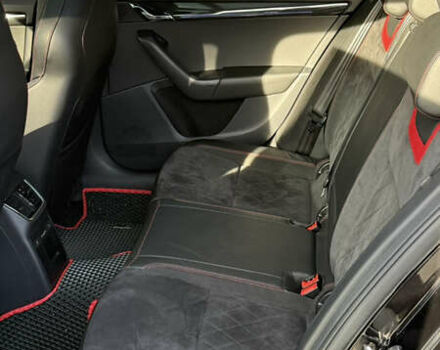 Черный Шкода Октавия, объемом двигателя 1.97 л и пробегом 257 тыс. км за 20950 $, фото 33 на Automoto.ua