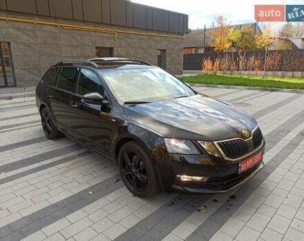 Шкода Октавия 2020 в Луцке на Automoto.ua Черный Шкода Октавия, объемом двигателя 2 л и пробегом 220 тыс. км за 17500 $, фото 10 на Automoto.ua