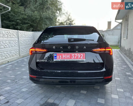 Чорний Шкода Октавія, об'ємом двигуна 2 л та пробігом 250 тис. км за 18900 $, фото 5 на Automoto.ua