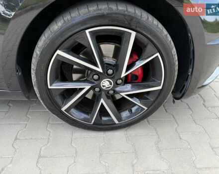 Черный Шкода Октавия, объемом двигателя 2 л и пробегом 245 тыс. км за 22300 $, фото 10 на Automoto.ua