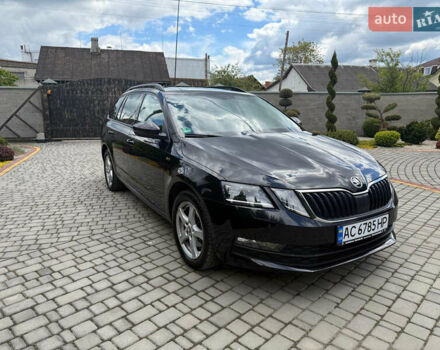 Чорний Шкода Октавія, об'ємом двигуна 1.97 л та пробігом 260 тис. км за 15500 $, фото 3 на Automoto.ua
