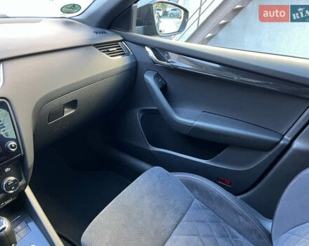 Черный Шкода Октавия, объемом двигателя 2 л и пробегом 245 тыс. км за 22300 $, фото 40 на Automoto.ua