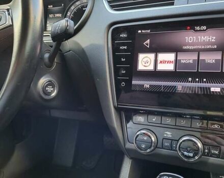 Шкода Октавия 2020 в Киеве на Automoto.ua Черный Шкода Октавия, объемом двигателя 1.97 л и пробегом 248 тыс. км за 16500 $, фото 11 на Automoto.ua