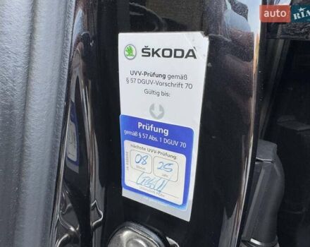 Шкода Октавия 2020 в Луцке на Automoto.ua Черный Шкода Октавия, объемом двигателя 1.97 л и пробегом 213 тыс. км за 21900 $, фото 77 на Automoto.ua