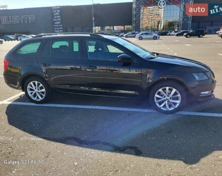 Шкода Октавия 2020 в Киеве на Automoto.ua Черный Шкода Октавия, объемом двигателя 1.97 л и пробегом 248 тыс. км за 16500 $, фото 3 на Automoto.ua
