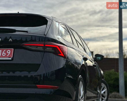 Черный Шкода Октавия, объемом двигателя 2 л и пробегом 275 тыс. км за 17999 $, фото 9 на Automoto.ua