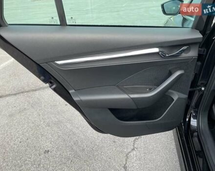 Черный Шкода Октавия, объемом двигателя 2 л и пробегом 233 тыс. км за 20200 $, фото 26 на Automoto.ua