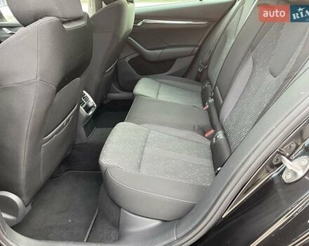 Черный Шкода Октавия, объемом двигателя 2 л и пробегом 233 тыс. км за 20200 $, фото 27 на Automoto.ua