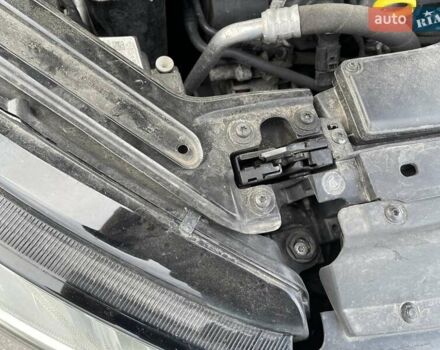 Черный Шкода Октавия, объемом двигателя 2 л и пробегом 233 тыс. км за 20200 $, фото 52 на Automoto.ua