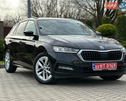 Черный Шкода Октавия, объемом двигателя 2 л и пробегом 275 тыс. км за 17999 $, фото 3 на Automoto.ua