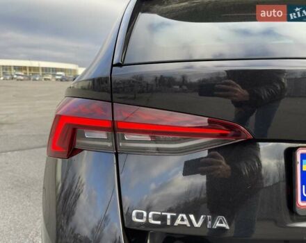 Черный Шкода Октавия, объемом двигателя 2 л и пробегом 233 тыс. км за 20200 $, фото 12 на Automoto.ua