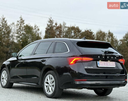 Черный Шкода Октавия, объемом двигателя 2 л и пробегом 185 тыс. км за 20890 $, фото 62 на Automoto.ua