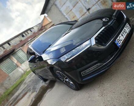 Черный Шкода Октавия, объемом двигателя 1.5 л и пробегом 32 тыс. км за 23000 $, фото 4 на Automoto.ua