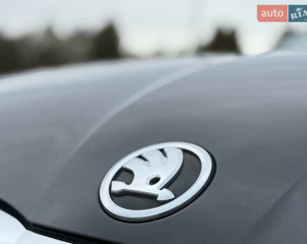 Черный Шкода Октавия, объемом двигателя 2 л и пробегом 185 тыс. км за 20890 $, фото 22 на Automoto.ua