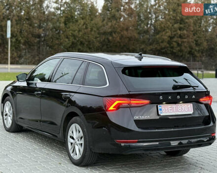 Черный Шкода Октавия, объемом двигателя 2 л и пробегом 185 тыс. км за 20890 $, фото 60 на Automoto.ua