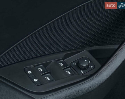 Черный Шкода Октавия, объемом двигателя 2 л и пробегом 185 тыс. км за 20890 $, фото 79 на Automoto.ua