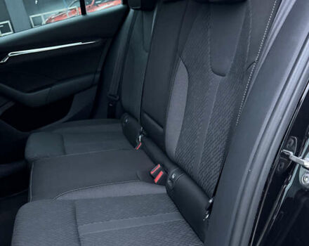 Черный Шкода Октавия, объемом двигателя 2 л и пробегом 185 тыс. км за 20890 $, фото 106 на Automoto.ua