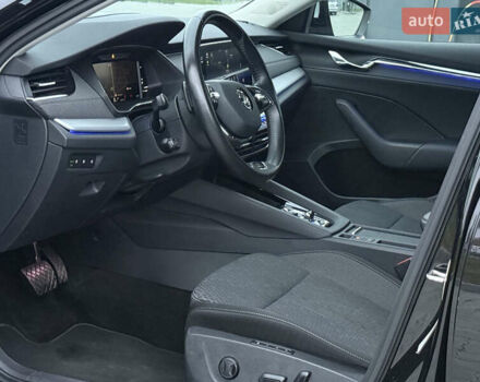 Черный Шкода Октавия, объемом двигателя 2 л и пробегом 185 тыс. км за 20890 $, фото 77 на Automoto.ua