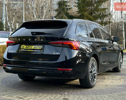 Черный Шкода Октавия, объемом двигателя 1.5 л и пробегом 35 тыс. км за 23650 $, фото 6 на Automoto.ua