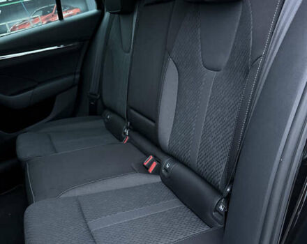 Черный Шкода Октавия, объемом двигателя 2 л и пробегом 185 тыс. км за 20890 $, фото 103 на Automoto.ua