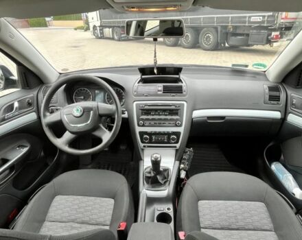 Шкода Октавия 2008 в Запорожье на Automoto.ua Черный Шкода Октавия, объемом двигателя 1.9 л и пробегом 283 тыс. км за 2300 $, фото 8 на Automoto.ua